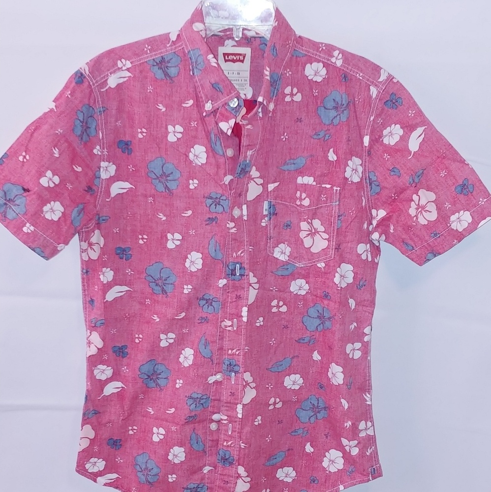 Men Levis shirt